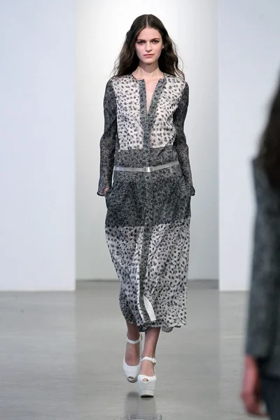 Look 17